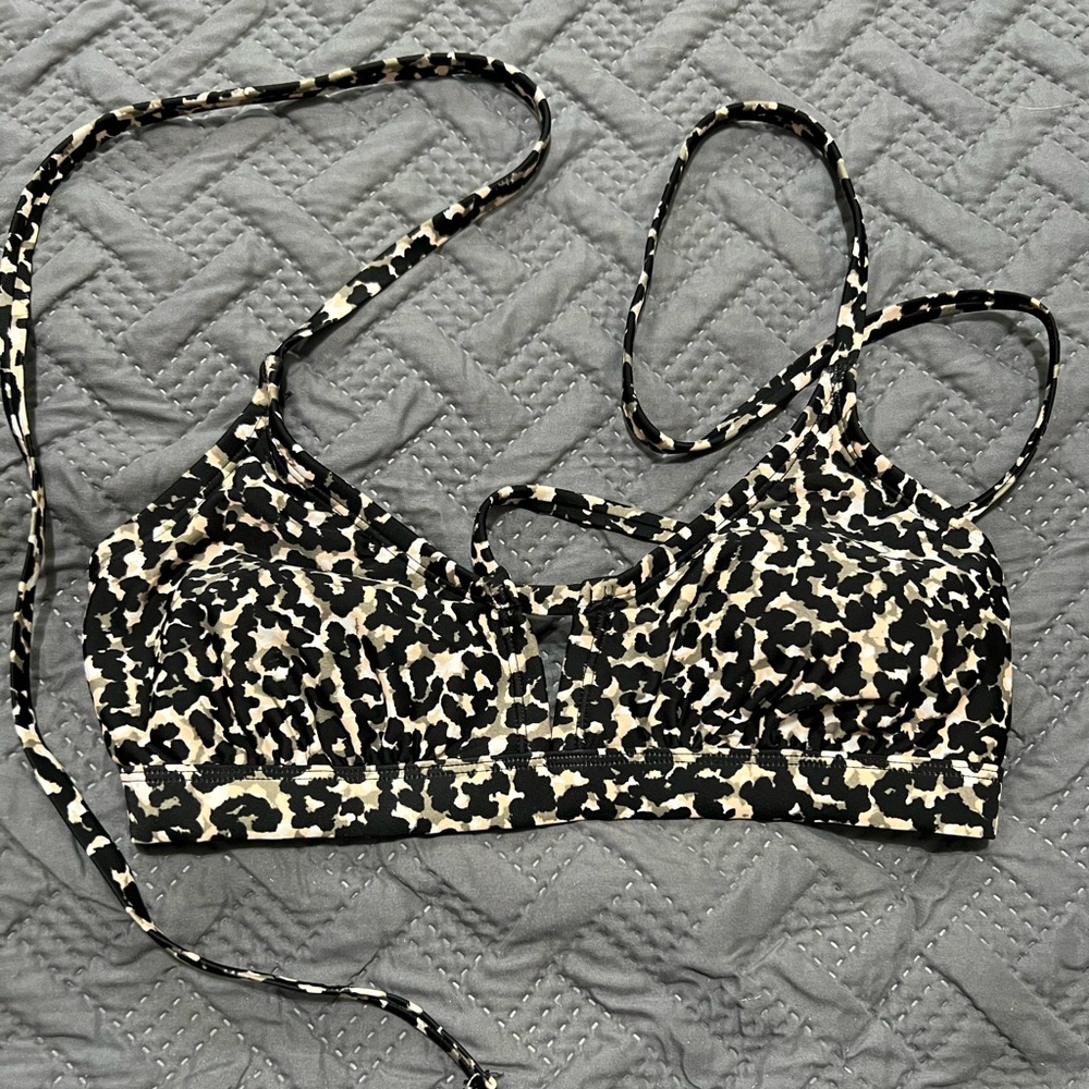 Medium bikini top
